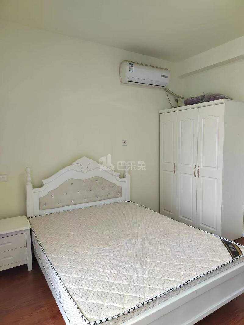 东方万汇国际公寓（东方万汇城南区）11199752卧室图5