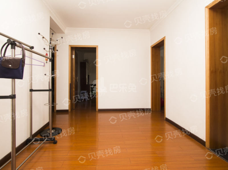 高新花苑11204062卧室图0