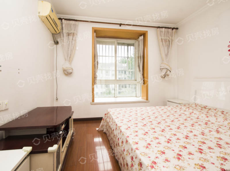 高新花苑11204062卧室图6