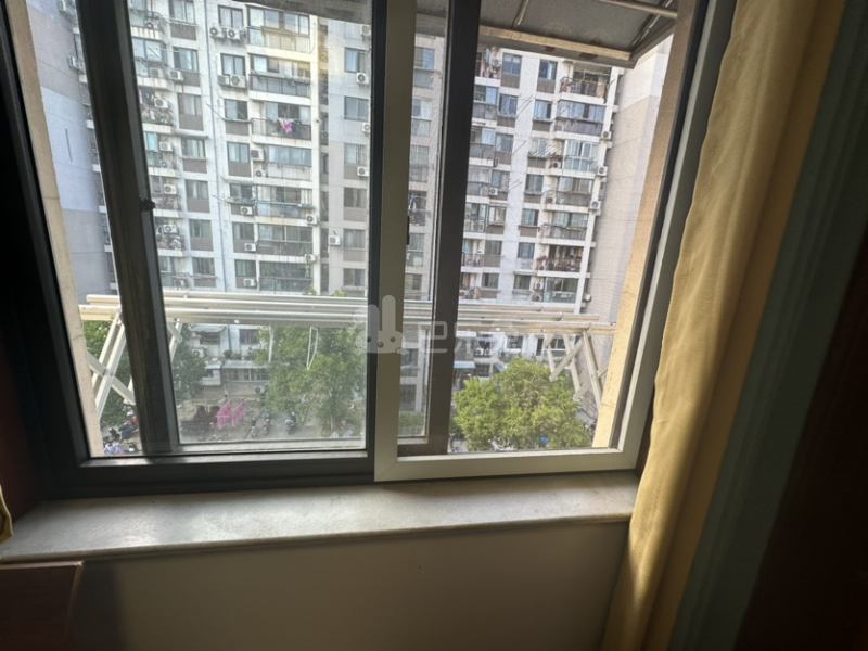 金鹤新城中房公寓11204258卧室图3