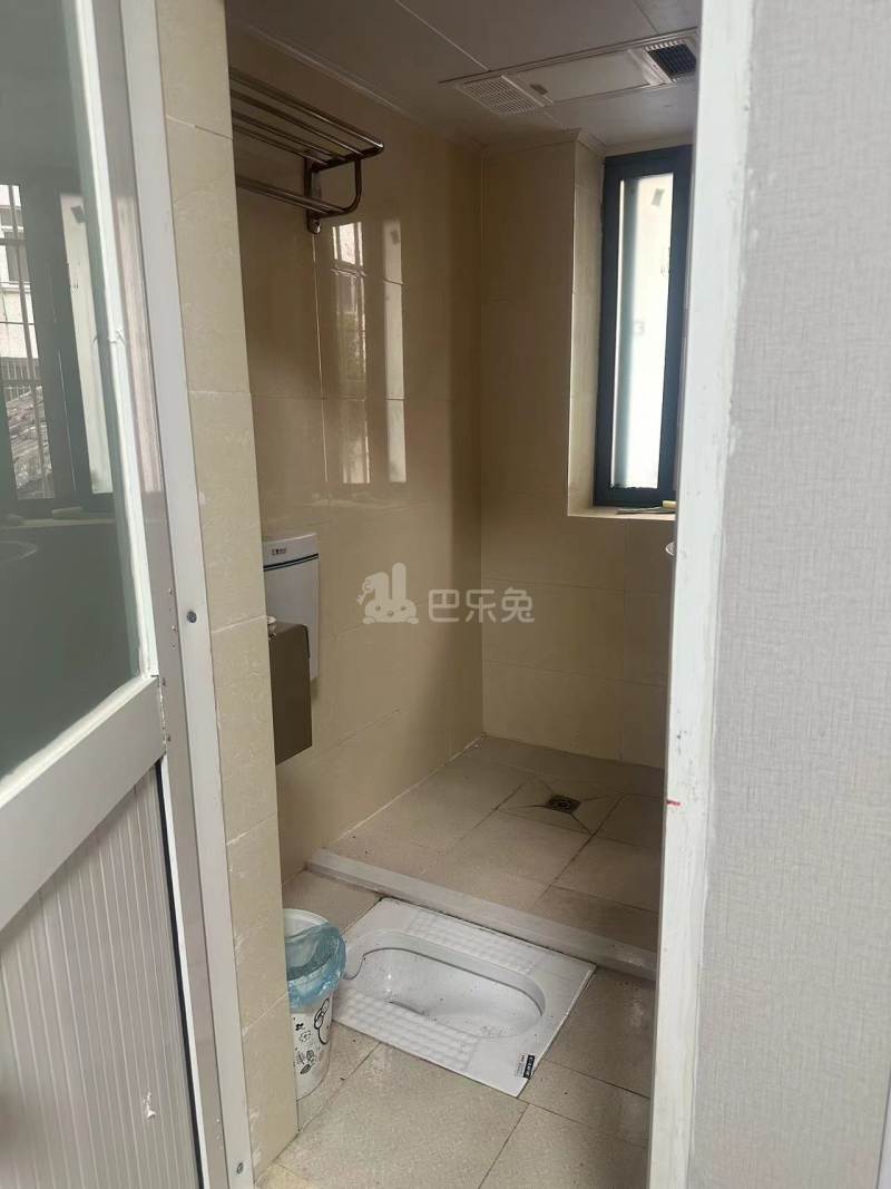 光华东街18号11206569周边环境图8