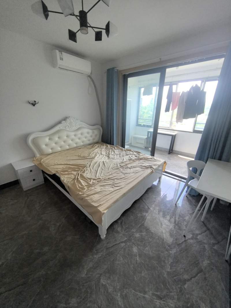 佘北家园木槿苑11220254卧室图2