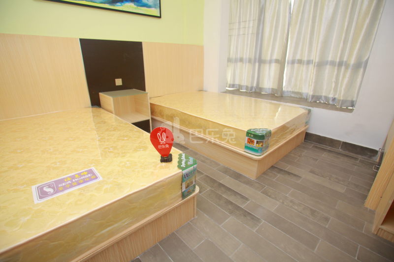 鱼籽公寓（宝安店）1122152卧室图12