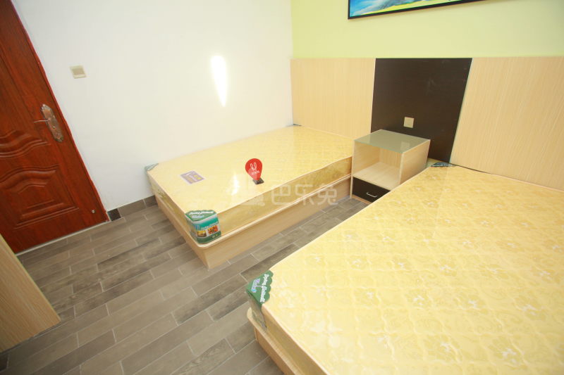 鱼籽公寓（宝安店）1122152卧室图6