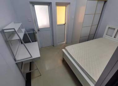 明珠公寓（徐泾店） 1室0厅1卫