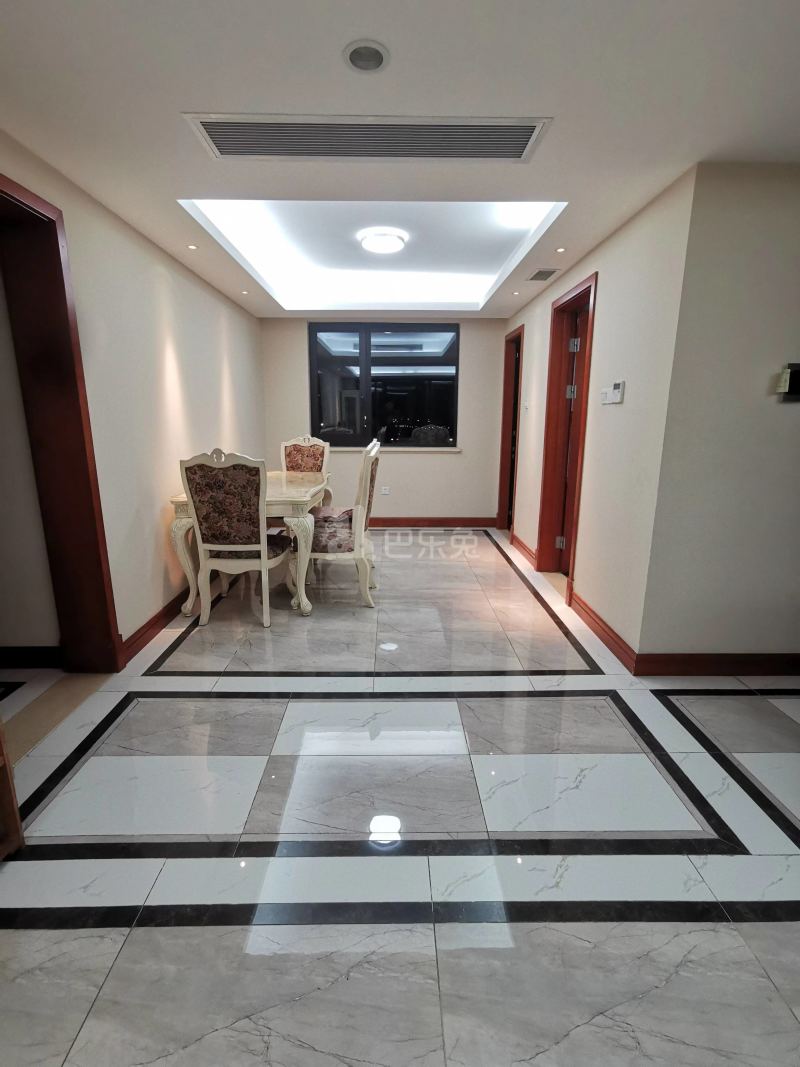 五矿崇文金城11279426卧室图5