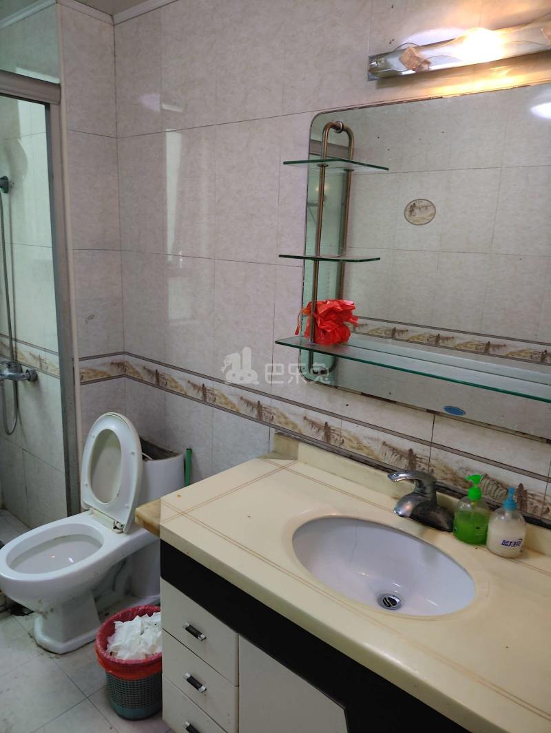 月泉湾名邸9715967卫生间图13