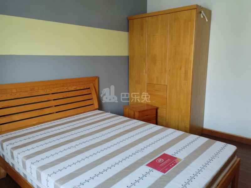 英郡雷丁小城11347881卧室图3