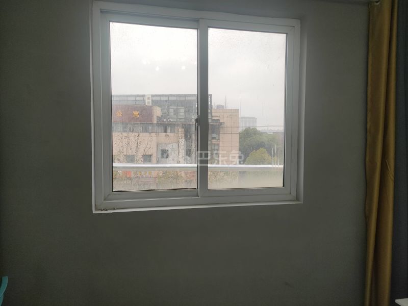 骏苑2期11381078卧室窗户图9