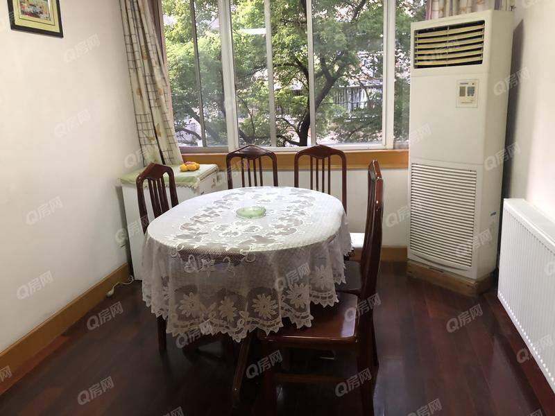 清江花苑明月园11399968卧室图5