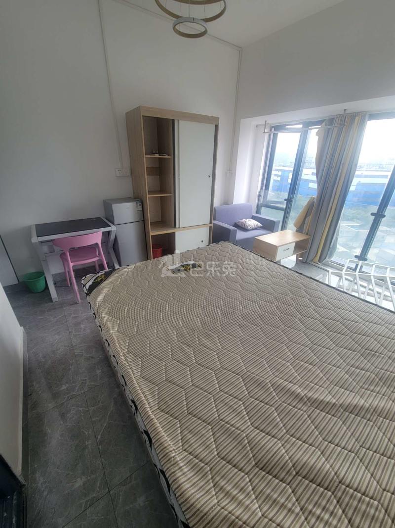 前海丹华11404181卧室图2