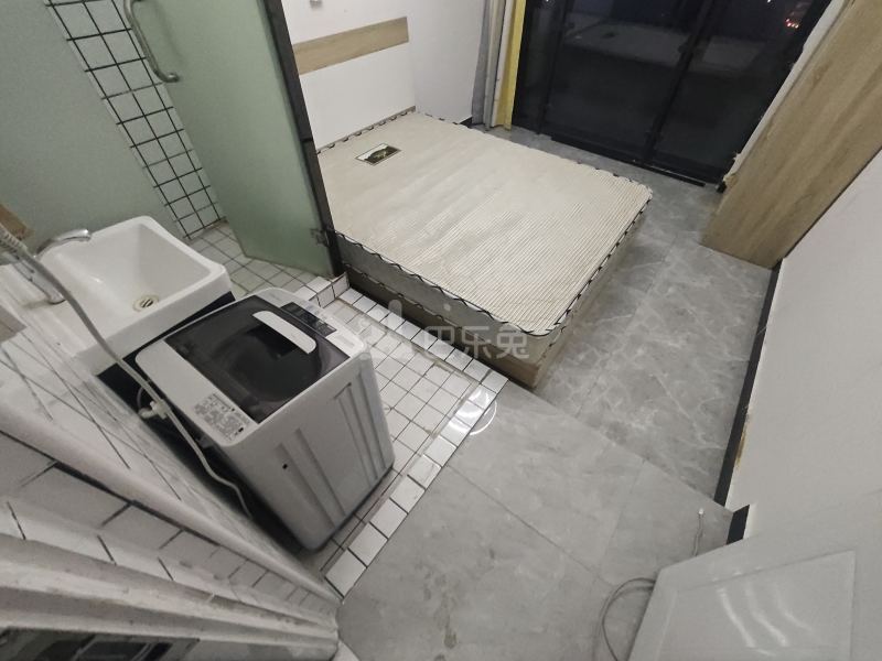 前海丹华11404182卧室图0