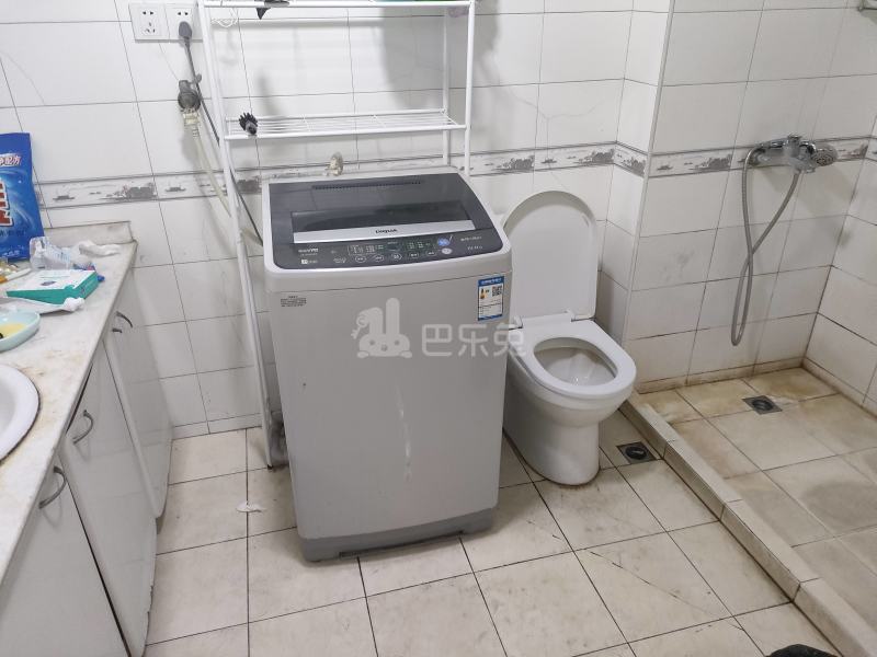 富锦苑11411180卫生间图9