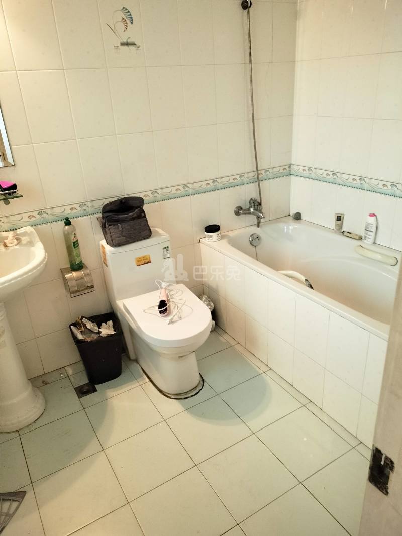 富锦苑11411180卫生间图11