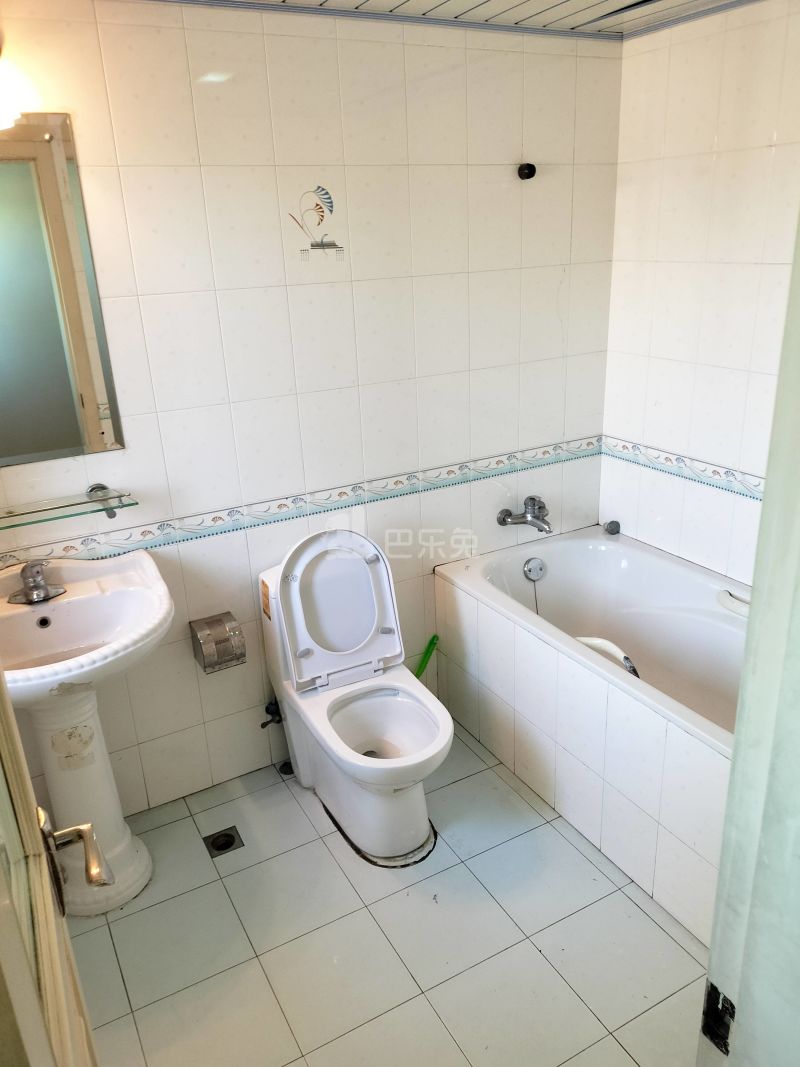 富锦苑11411180卫生间图13