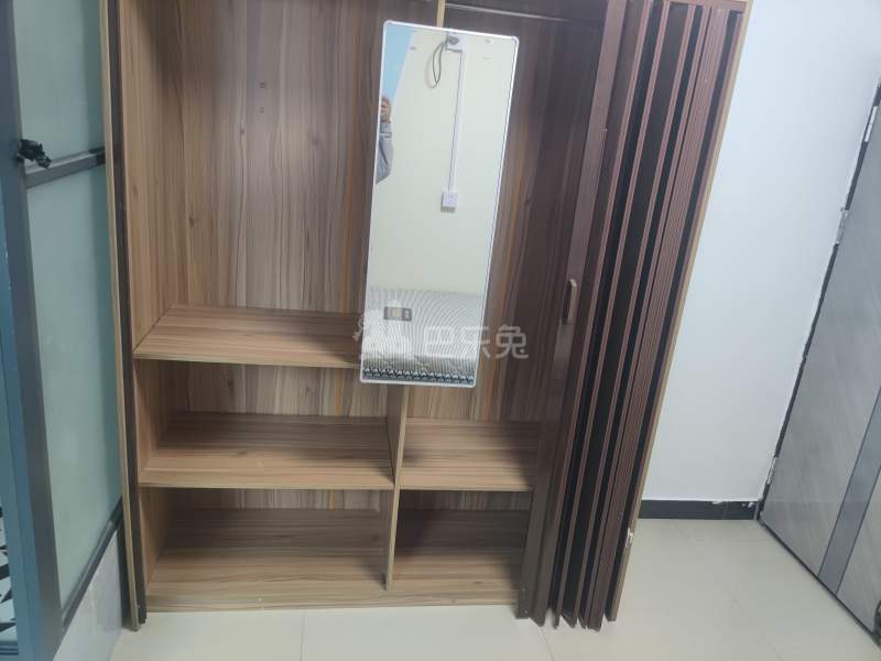 名仕春天11414616卧室图4