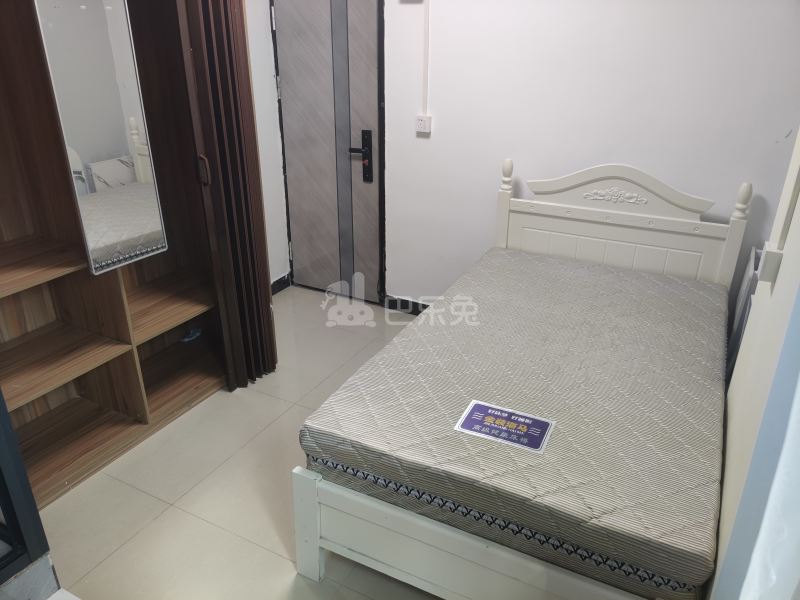 名仕春天11414616卧室图3