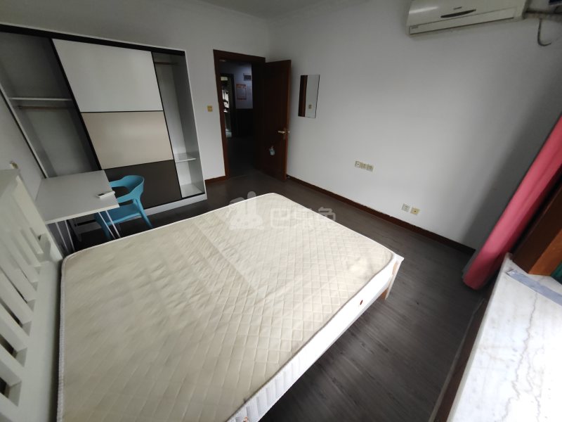 逸兴家园11445985卧室图2