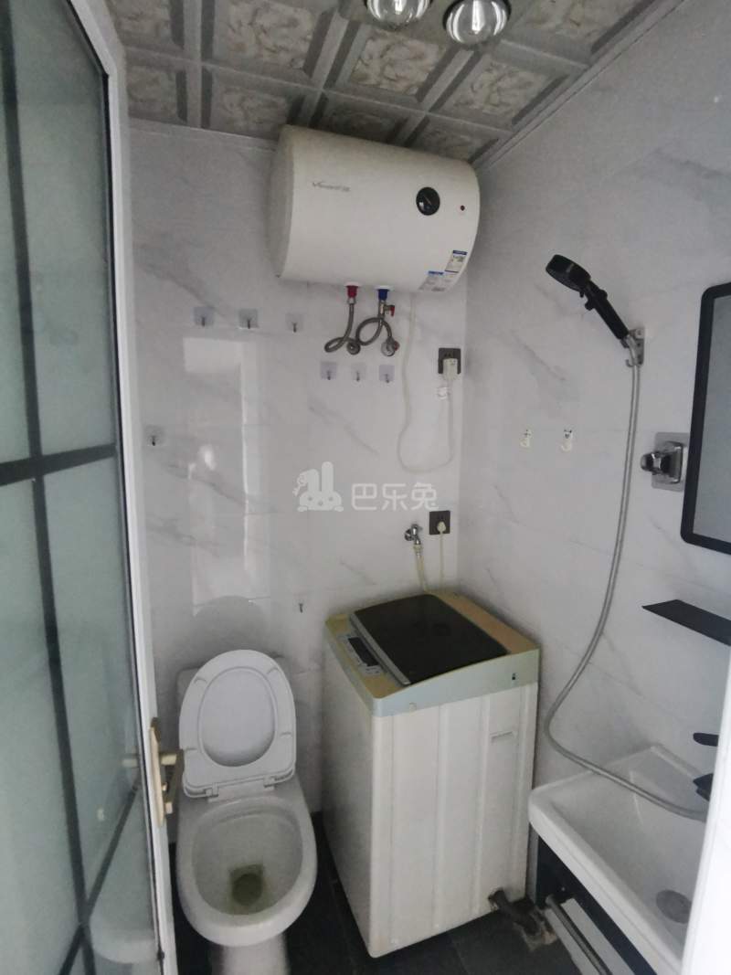 星火村10组11499961卫生间图5