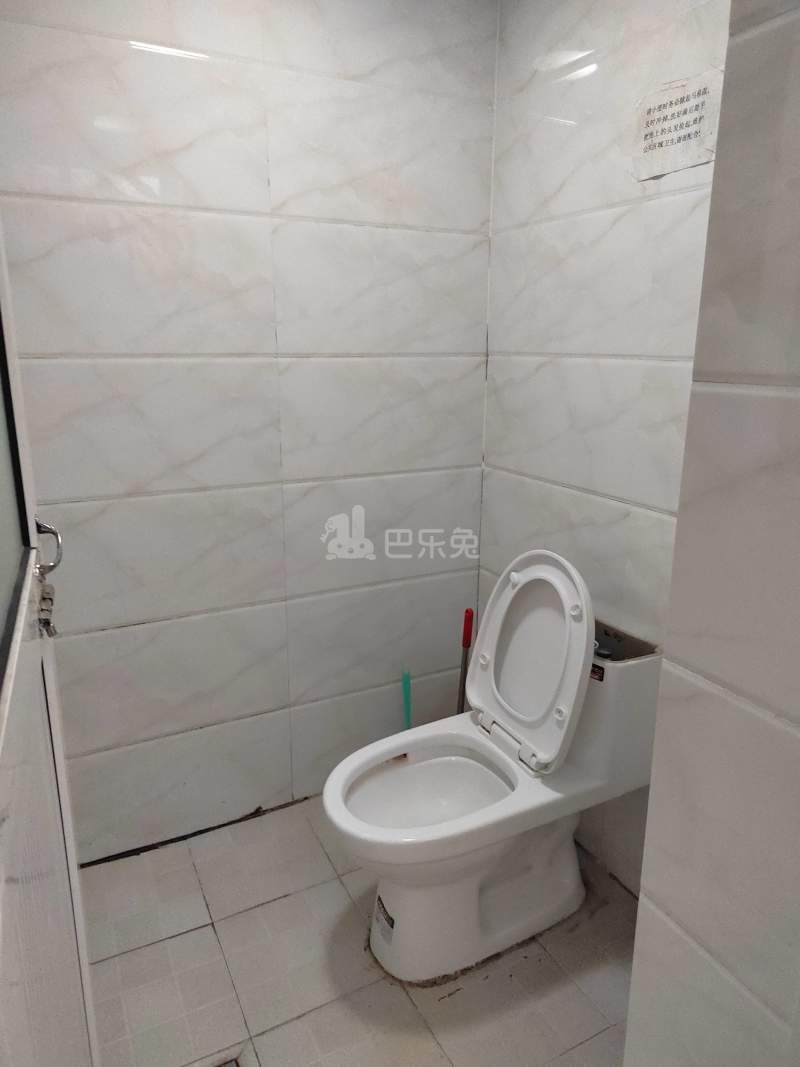 贝越流明新苑1155485卫生间图9