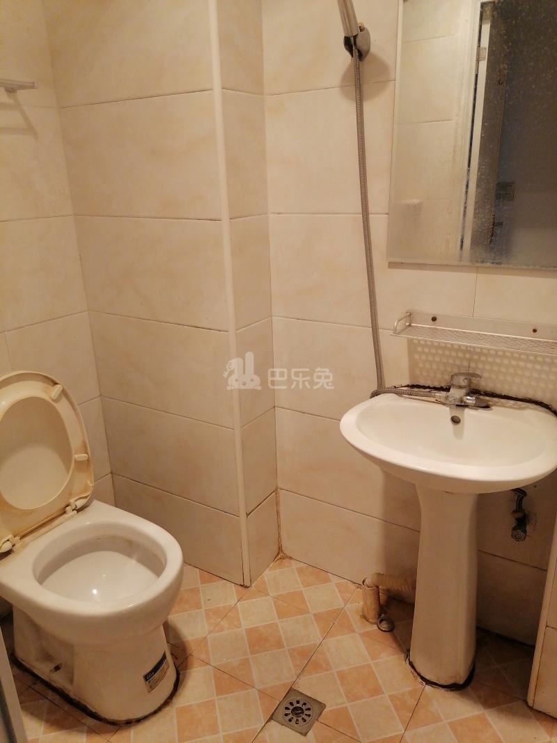 贝越流明新苑1155485卫生间图8