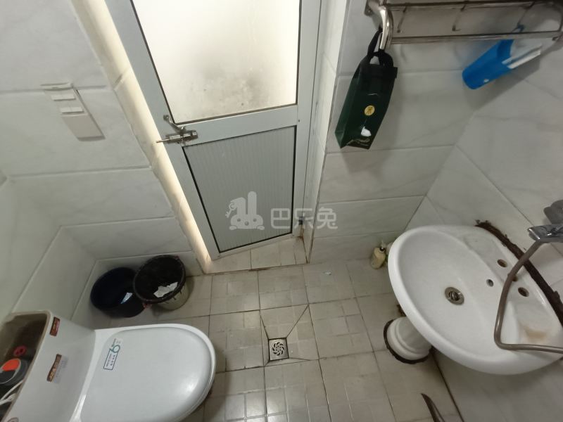 贝越流明新苑1155485卫生间图6