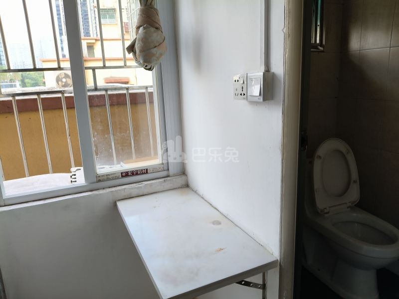 南头义学街五坊17栋11596535厨房图4