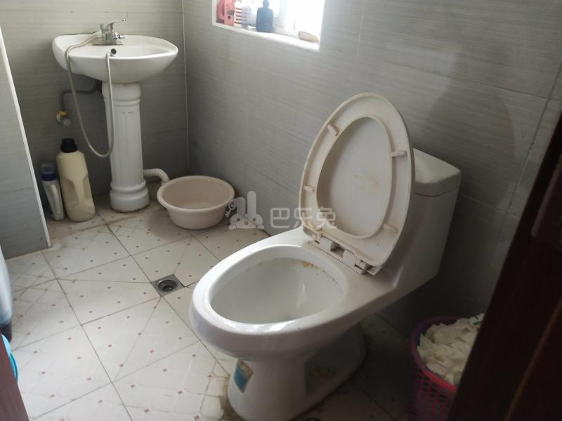 浦凌佳苑1161203卫生间图13