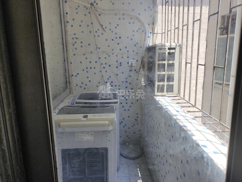 万育园1栋11628590客厅图6