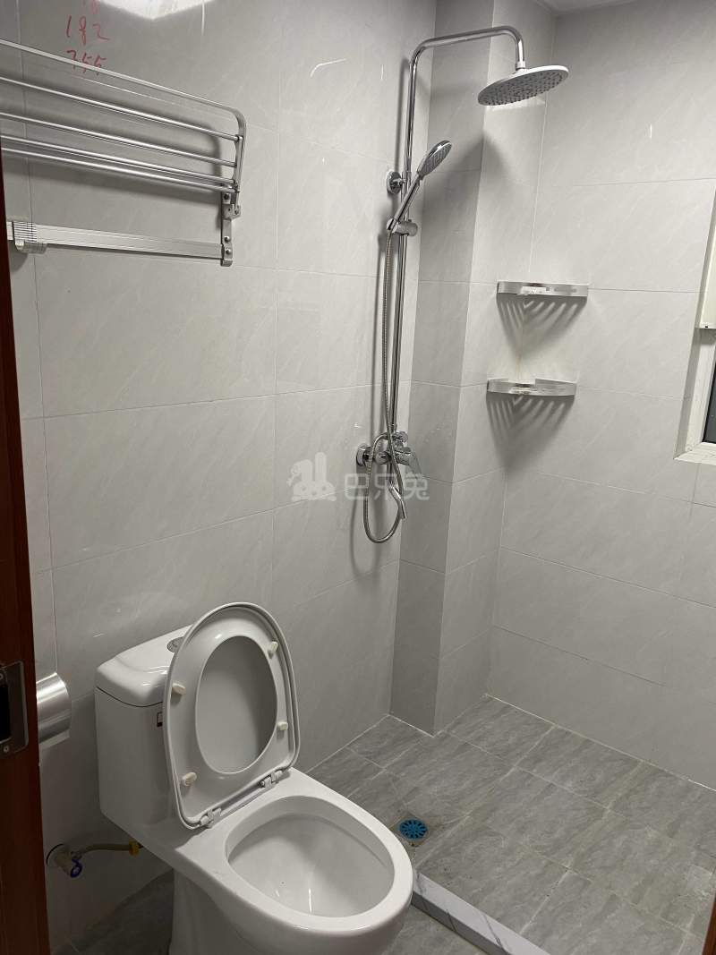 东方龙湖湾东湖苑11679941周边环境图6