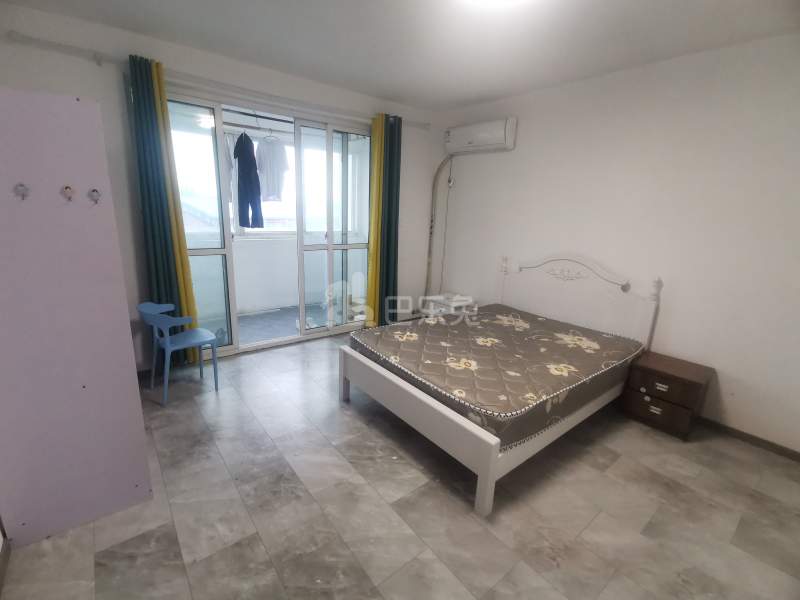 嘉松新苑11684987卧室图3