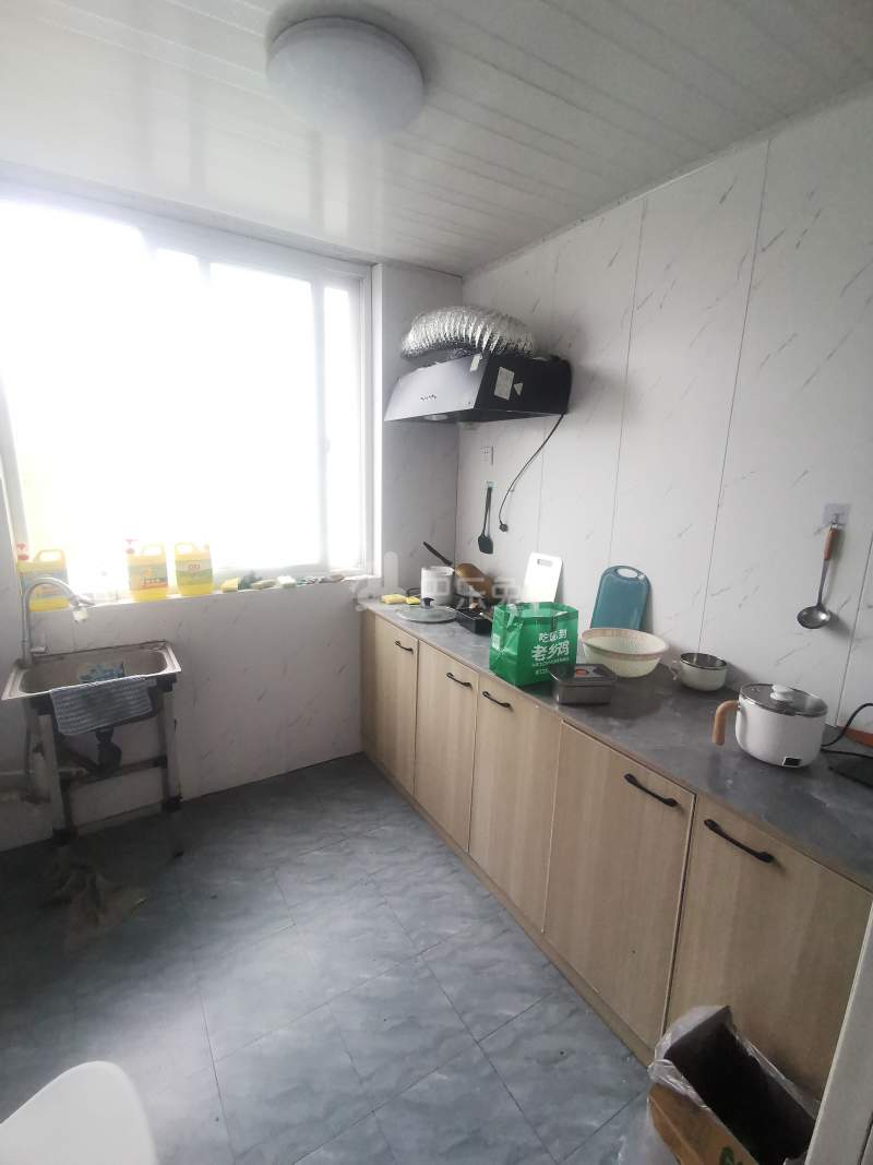 嘉松新苑11684987厨房图6