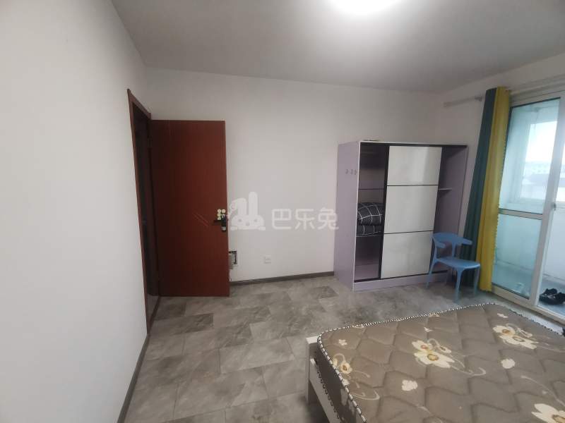 嘉松新苑11684987卧室图2