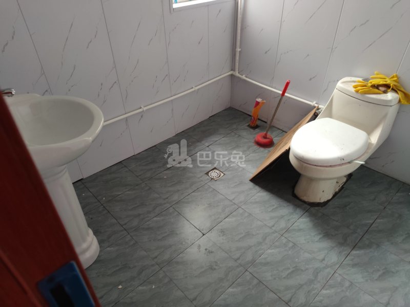 嘉松新苑11684987卫生间图13