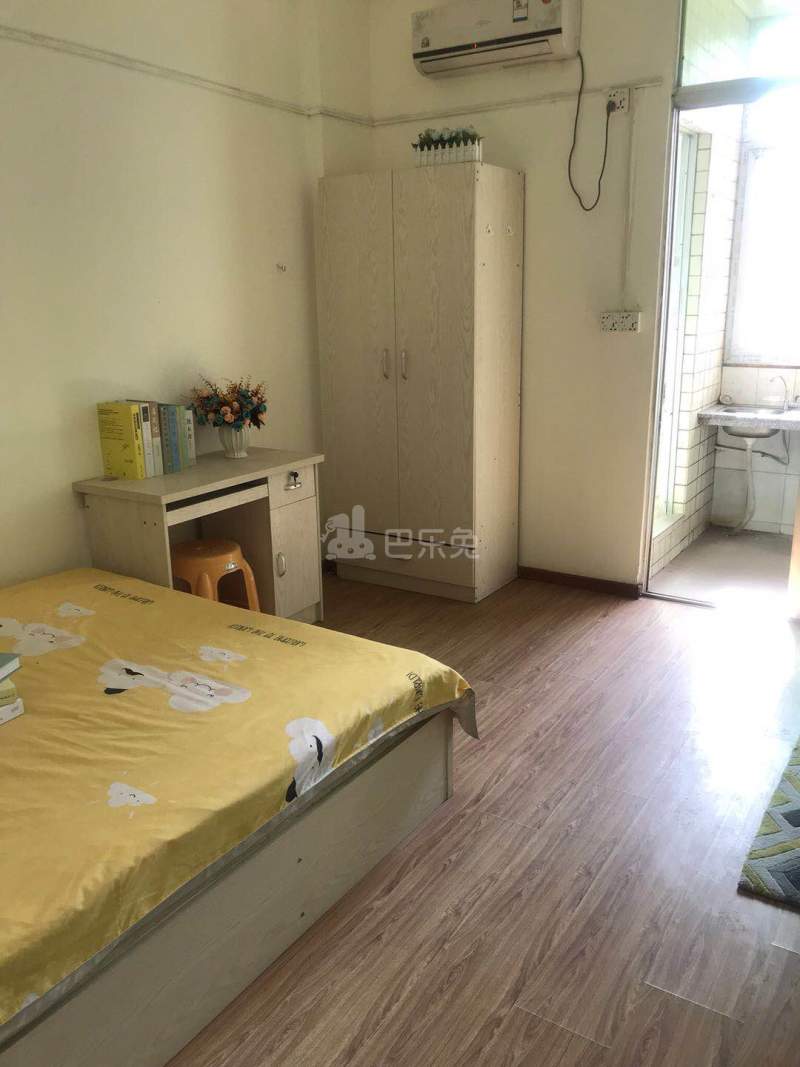 Q城公寓1169341卧室图4