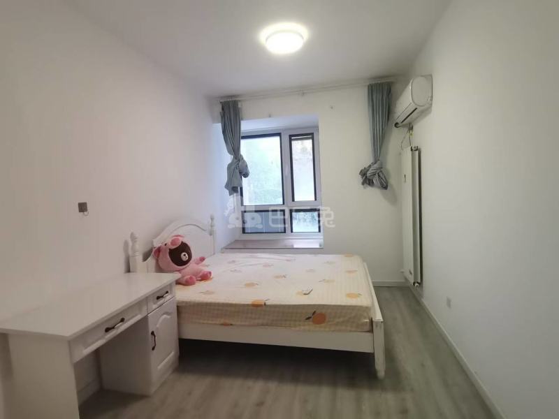 紫艺华府11715794卧室图0