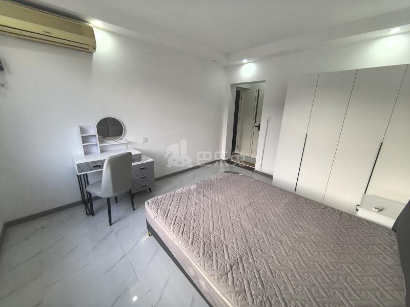 新青浦花苑一区11721865卧室图3