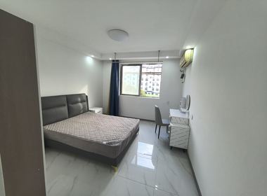 新青浦花苑一区 