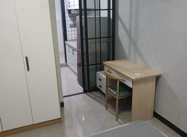 萧然西路581号 1室1厅1卫