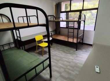 花果路85号 1室0厅1卫