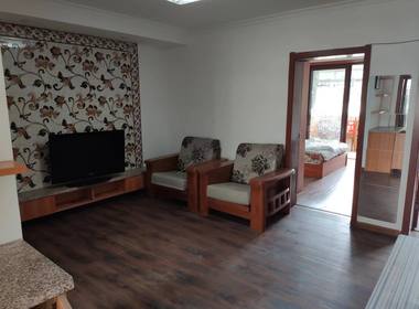 冶山道院小区 3室0厅0卫