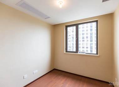 升龙天汇 4室2厅2卫