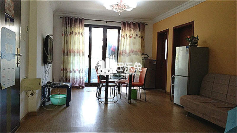 朝南_灵石路822弄1-18号-上海巴乐兔租房