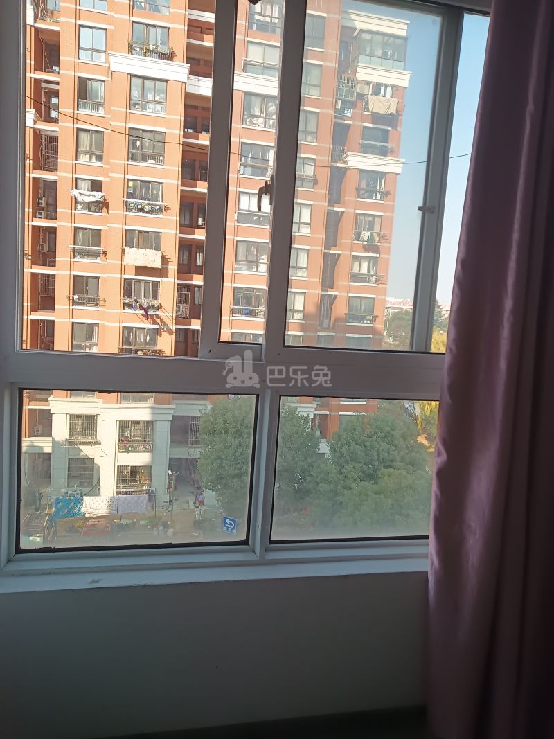天汇佳园1180802卧室窗户图6