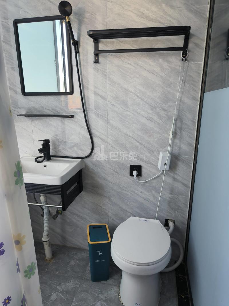 池上锦苑11838239卫生间图4