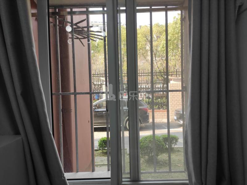 海桐小区11851630卧室窗户图10