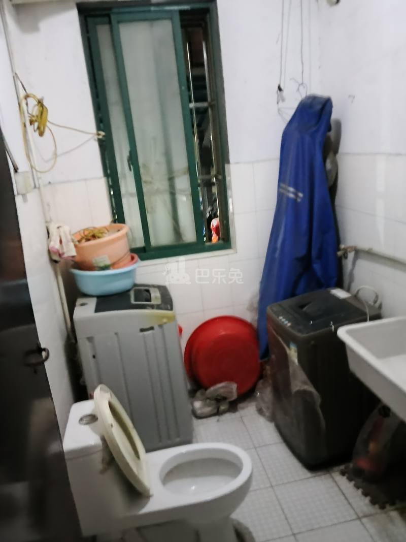 润江花苑3082696卫生间图8