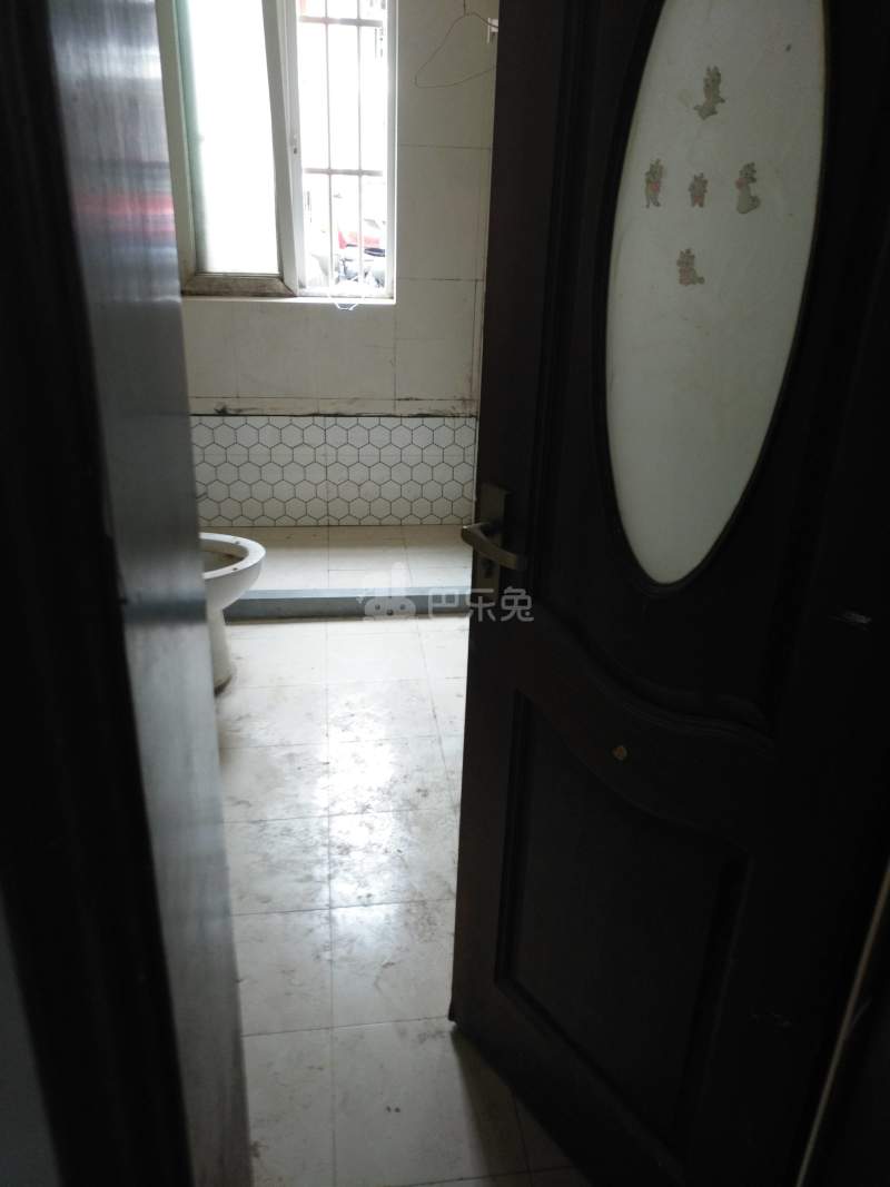 外冈新苑11874987卫生间图13