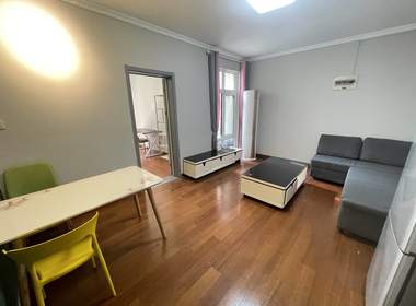 七彩星城 1室1厅1卫