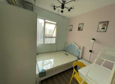 莲花新城南苑 1室1厅1卫